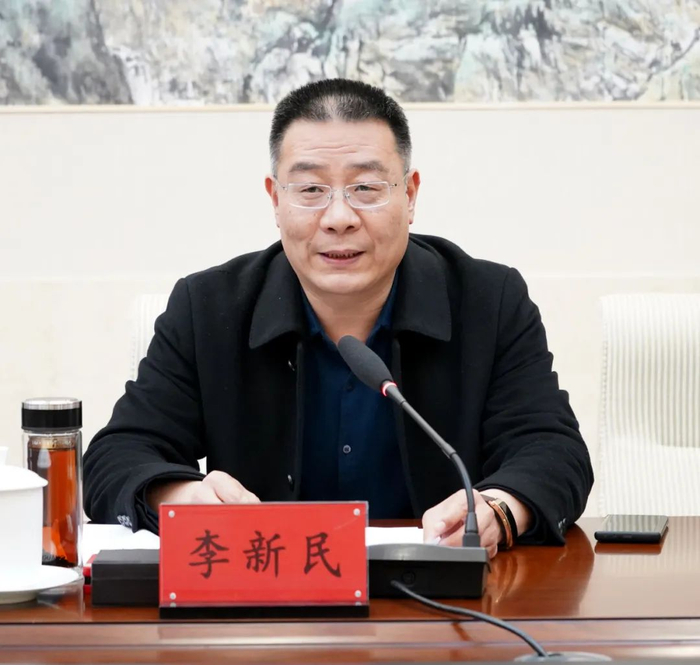 无偿献血工作优秀县区,优秀团体和优秀个人的决定》,杞县副县长王新威