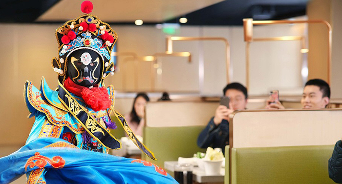 海底捞已经成为消费者的性价比之选。（图/海底捞官网）