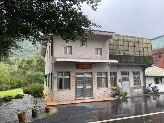 海峡锐评再谈台湾社会的集体健忘症