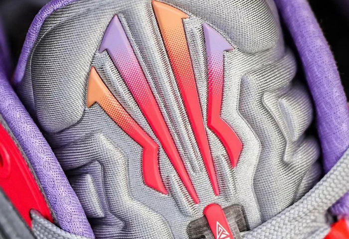 国内独家限量登场!|欧文|限量|安踏_新浪新闻