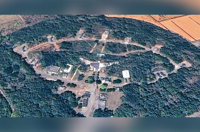 Google Earth近期更新台湾西部卫星图像，重新将台防务部门协调以模糊化的军事建筑恢复清晰度。