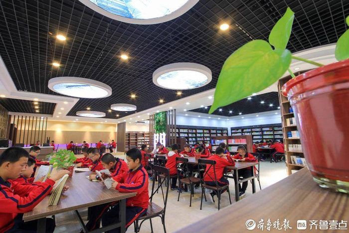 烟台市中英文学校:由阅读通达教育本真|学生|烟台市|学校_新浪新闻