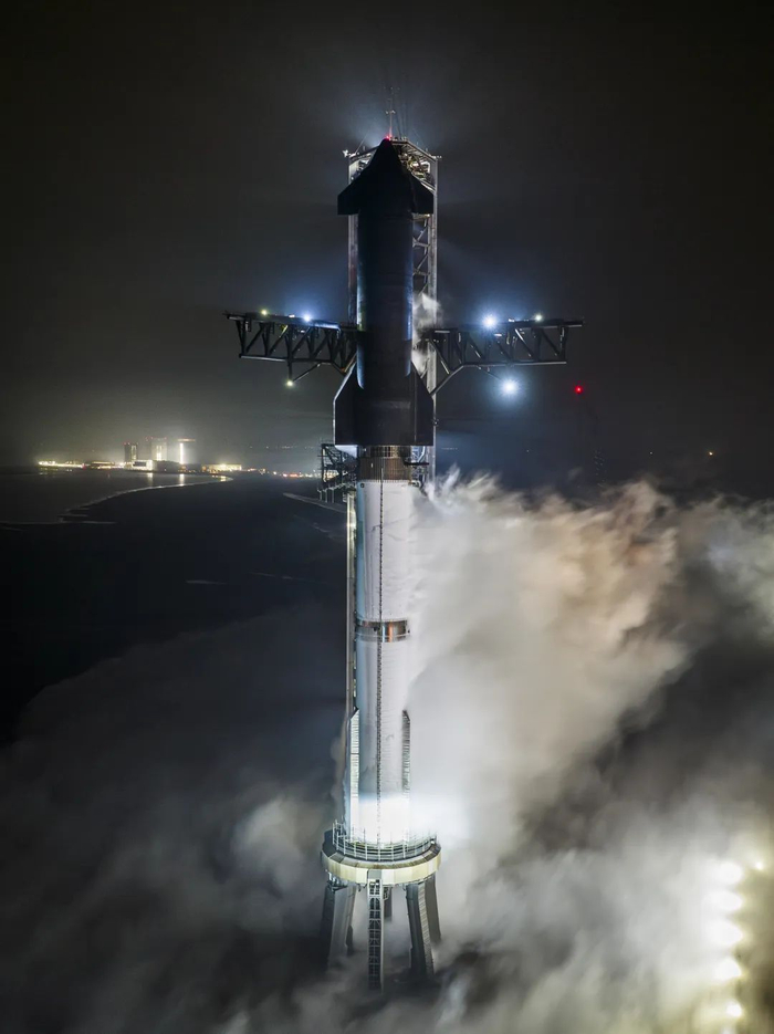 马斯克的大火箭正第三次挑战太空,还没炸~~|火箭|星舰|spacex_新浪