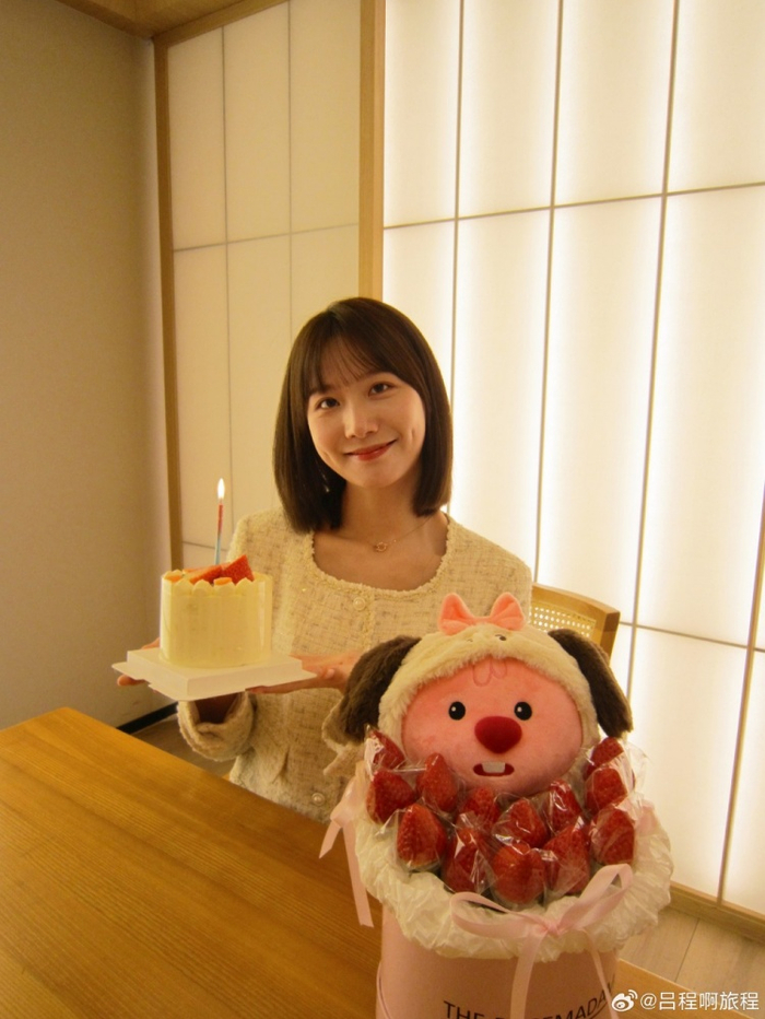 女解说员吕程回应网友质疑:中立是我的底线 自己从不带节奏|解说员