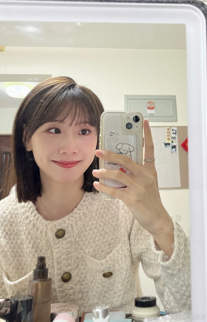 女解说员吕程回应网友质疑:中立是我的底线 自己从不带节奏|解说员