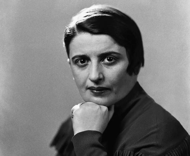 安·兰德:人类的进步只有一个源泉|主动者|被动者|集体主义_新浪新闻