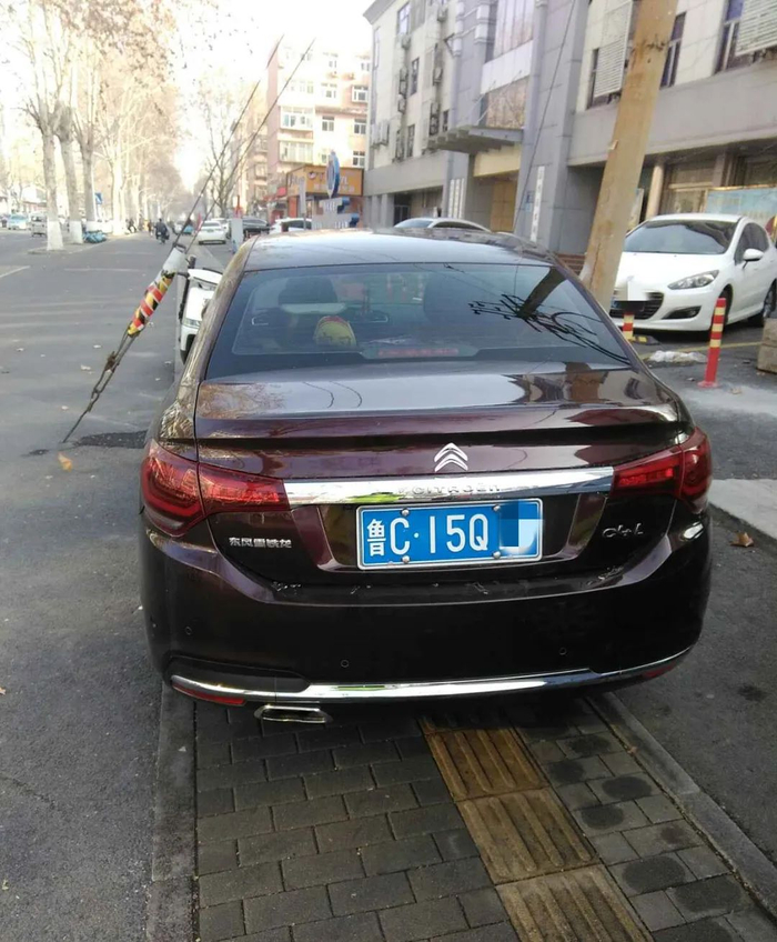 鲁cc20鲁c806就在淄博街头都拍下来了