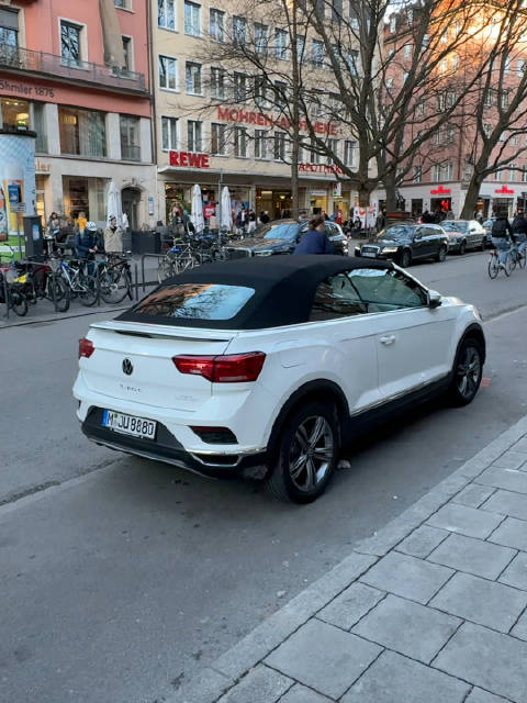 这种有生活小腔调的车型,在中国就是吃不开,大众t-roc 敞篷_手机新浪