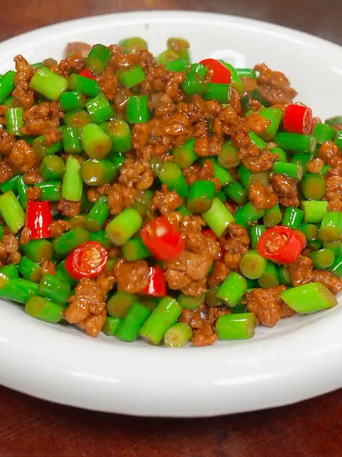 这样做的肉沫炒蒜苔做法简单香辣好吃又下饭