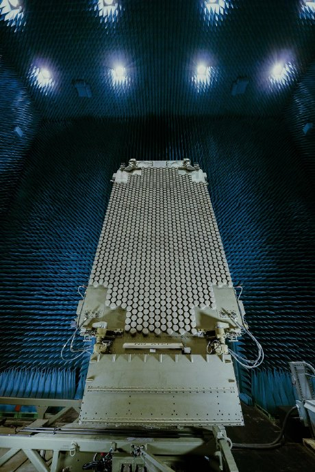 洛克希德马丁公司的l波段tpy-4氮化镓有源相控阵雷达宣传片