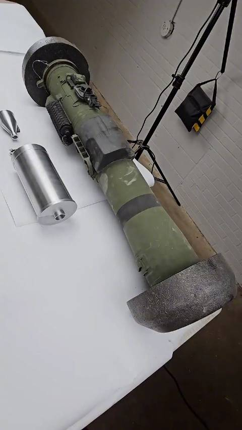 fgm-148标枪导弹内部有2个战斗部_手机新浪网