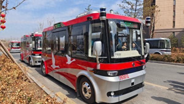 未来交通在雄安打造全国首个规模化区域级数字化道路无人驾驶公交已