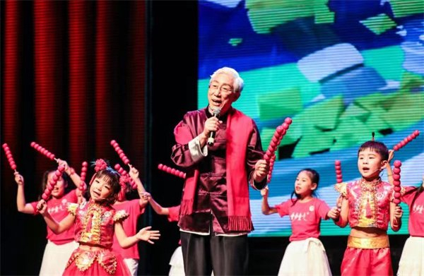 上海之春捧出第一代甜歌偶像的他用交响绘了一幅中国音画