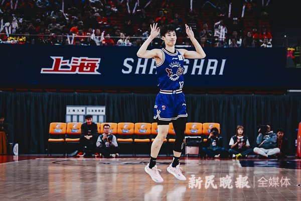 双星|大鲨鱼|戴昊_新浪新闻