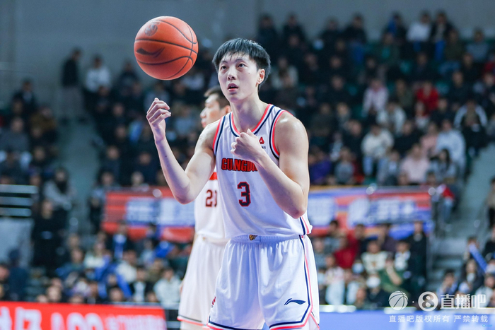 胡明轩今天打得足够强硬 广东终于在常规赛四番战完成了复仇|胡明轩|