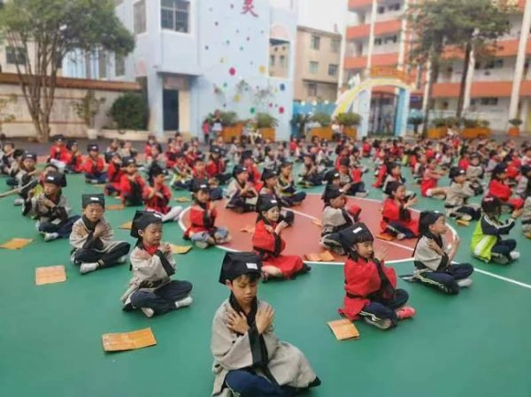 阳光小学书法教学笔山书院文化艺术节:超越时空对话之再遇笔山阳光