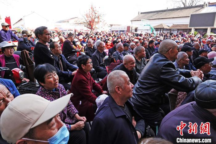 千年古城山西新绛送戏下乡让民众家门口享文化大餐