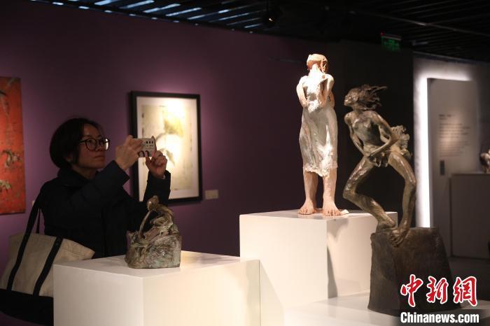 上海法国现代艺术大展图片