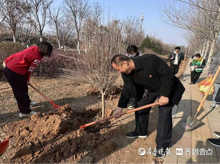 润美泉城济南王舍人社区卫生服务中心开展义务植树活动