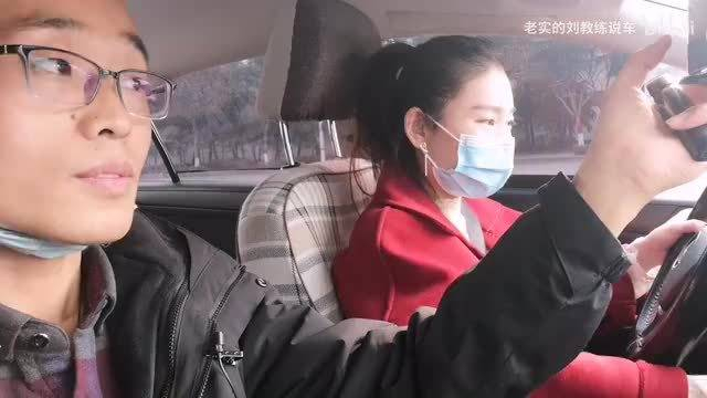 驾考糟心事扣2945分最牛学员刷新驾校扣分记录嘻嘻虽然有摆拍痕迹但