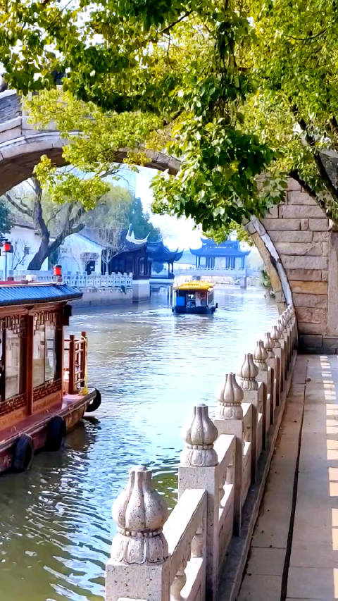 江南水乡美如画苏州是个美丽的城市