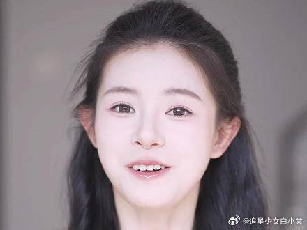 告别土气大妈头2步扎出女明星气质半扎发