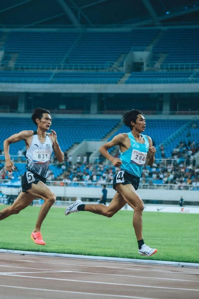 刘德助和李俊霖的较劲