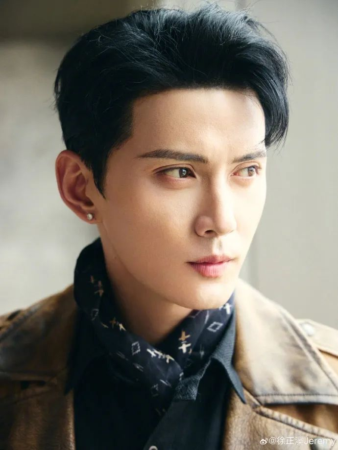 知名男演员突然宣布退圈网友太可惜