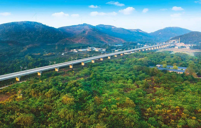这条高铁获国家级荣誉 多图带你看沿线美景|高铁|安庆市_新浪新闻