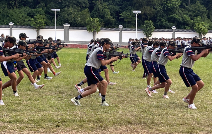 鹤山市沙坪街道越塘小学国防研学节.