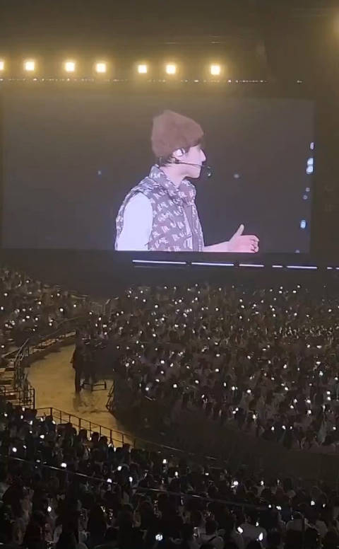 今天首尔演唱会边伯贤说今年发行solo专辑主打曲已经选好啦边伯贤剧透