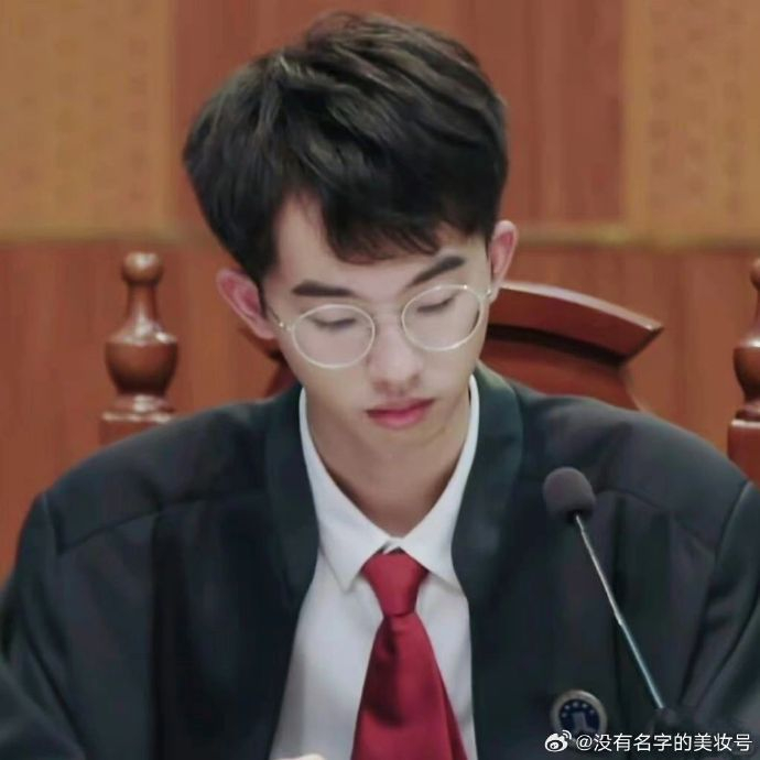 何运晨# #全员加速中对战季#小何,一只真诚可爱
