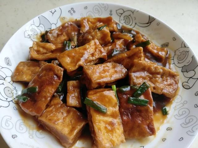 没有荤腥也能吃出肉味2块钱搞定一道顶级下饭菜绝对不会失手人均三碗