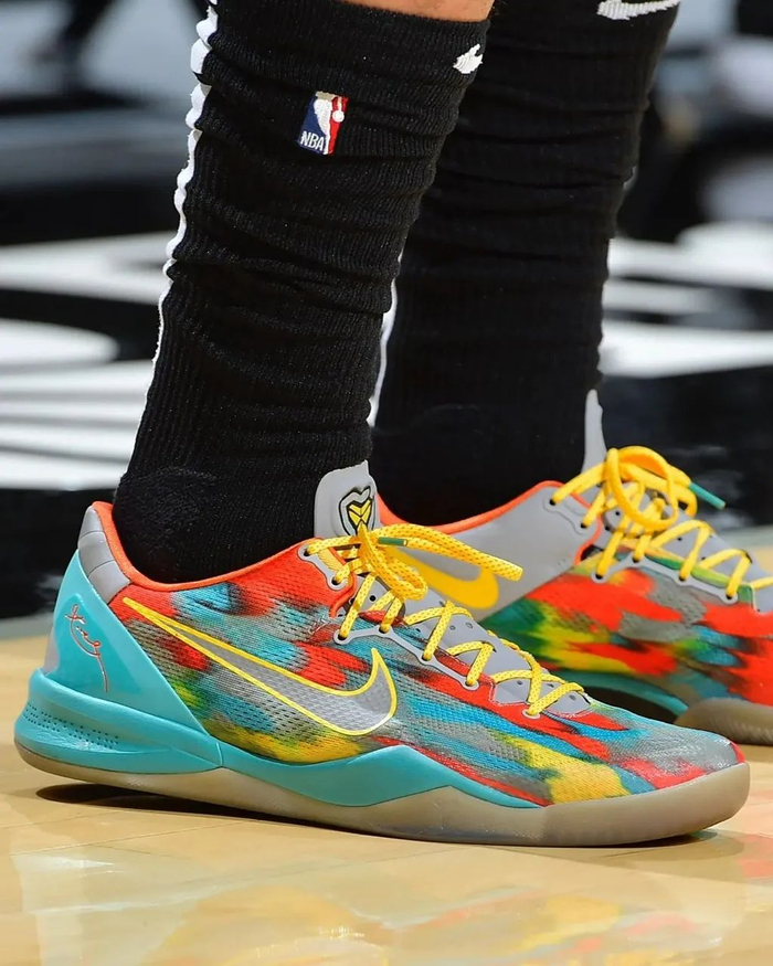 科嫂突然预告科比新鞋年底登场哪些是你的必入款