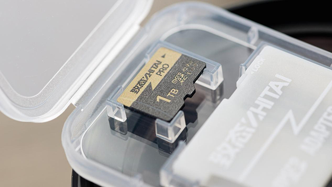 海量存储空间 超高读写速率 致态pro专业高速存储卡1