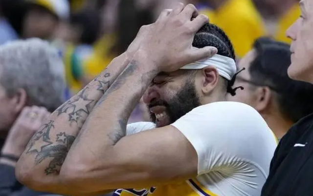 浓眉受伤詹姆斯怒了,被勇士队弄伤的球星,居然可组成全明星先发|勇士