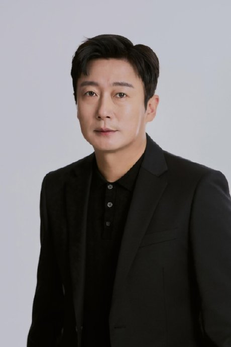 李寿根与big planet made娱乐签订专属合约…|专属