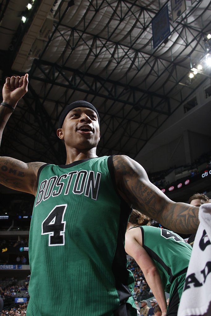 凯尔特人时期的小托马斯，曾是全明星级别的球员。