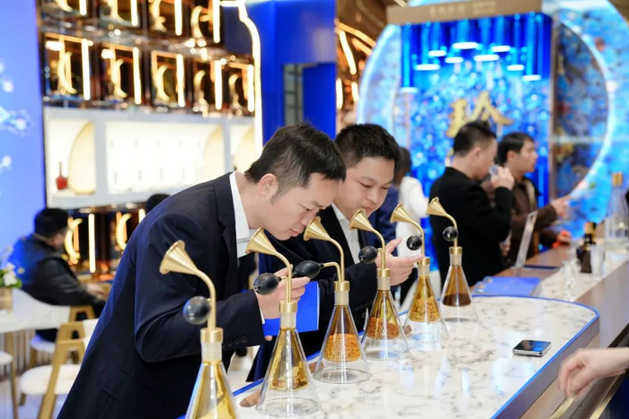 ▎“珍酒典型性六香”闻香装置