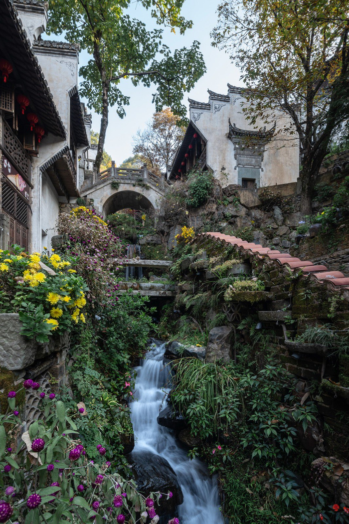 村庄文化一砖一瓦寻回乡愁婺源篁岭营造记婺源县村庄文化传媒有限公司