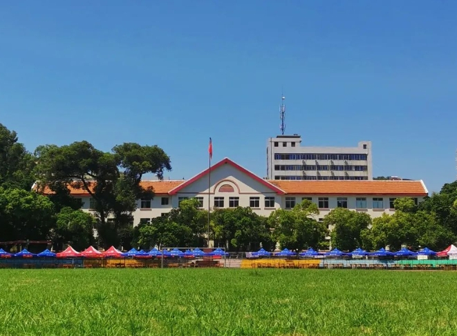 ▲广西机电技师学院校园景色。