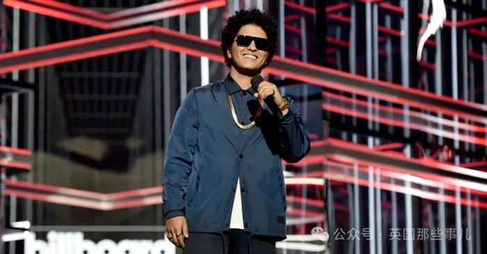 火星哥参加詹姆斯·柯登(jameskimberley corden)主持的《拼车卡拉秀