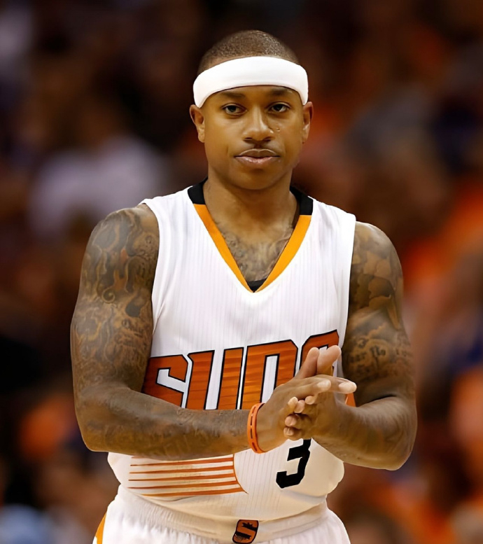 小托马斯10天短合同加盟太阳。