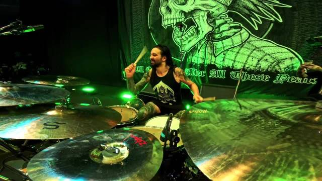 现场直击3月16日前slipknot鼓手jayweinberg与suicidaltendencies在