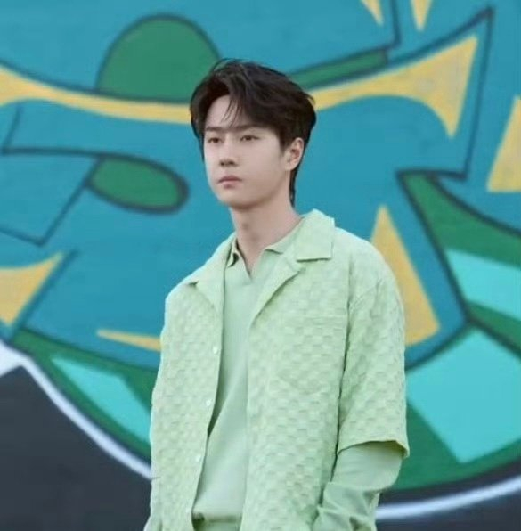 记得后天来看《追风者》|追风者|造型|王一博_新浪新闻