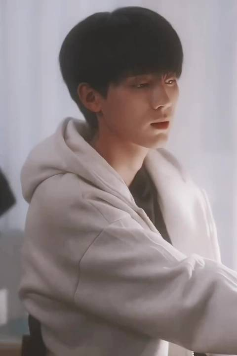 "小张同学,好乖啊"__财经头条