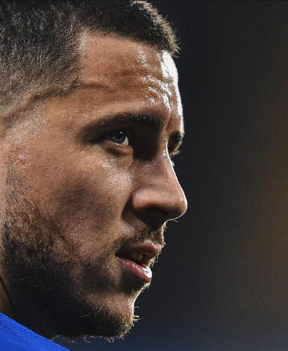 阿扎尔:最喜欢的进球?|阿扎尔|安菲尔德|英超联赛_新浪新闻