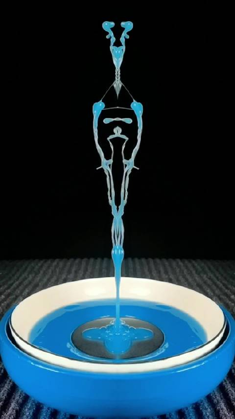 慢镜头里的美丽新世界……__财经头条