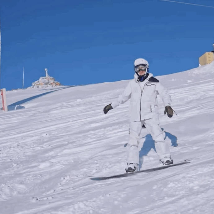 tfboys-王源 #王源滑雪挺废屁股的