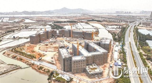 东石镇的晋江市致远高级中学项目建设工地,教学楼,综合楼,学生宿舍